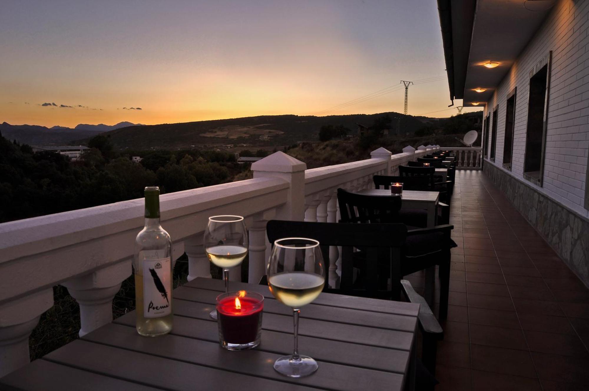 Villa Ignacia B&B - Naturaleza Entre Ronda Y Setenil 아리아테 외부 사진